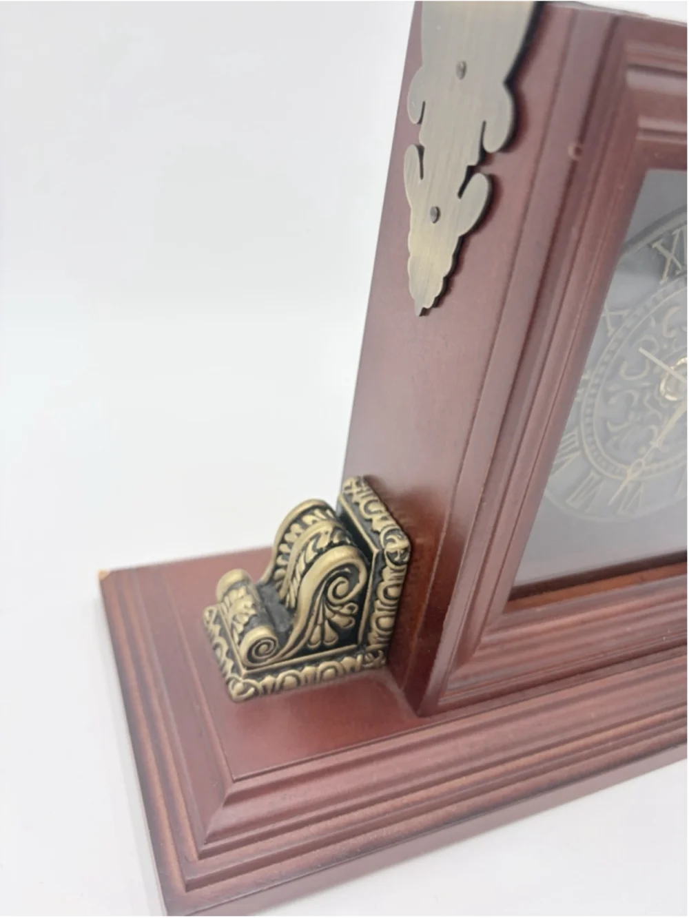 Bombay Company Mahogany Bookend Clock WORKS Brass Ornate 2004 Single Piece
